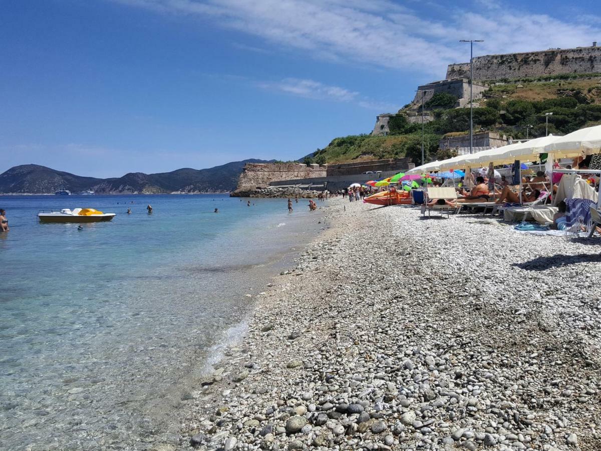 Loft Vista Mare Elba Daire Portoferraio Dış mekan fotoğraf